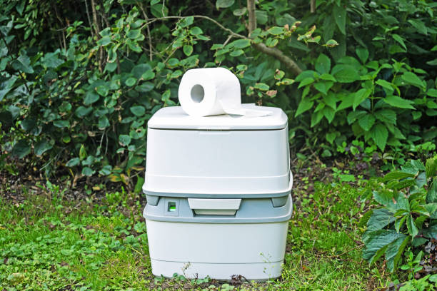 Best Porta potty rental near me  in Pemberville, OH
